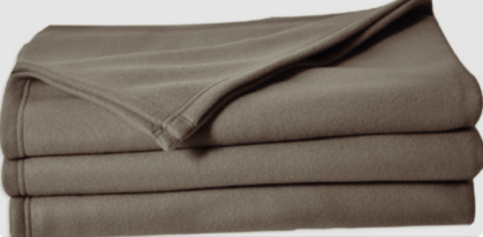 COUVERTURE, polaire 100% polyester, 250gr/m², 152x229cm