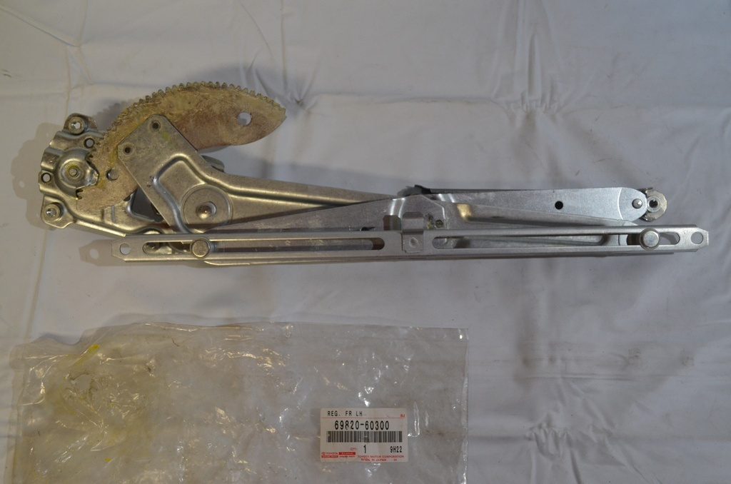 WINDOW REGULATOR door w/o vent. window, FR, left, HZJ7#