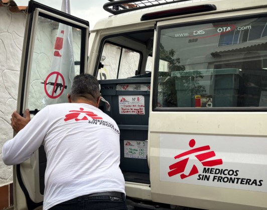 T-SHIRT MSF manche longue, coton, taille L, blanc, espagnol